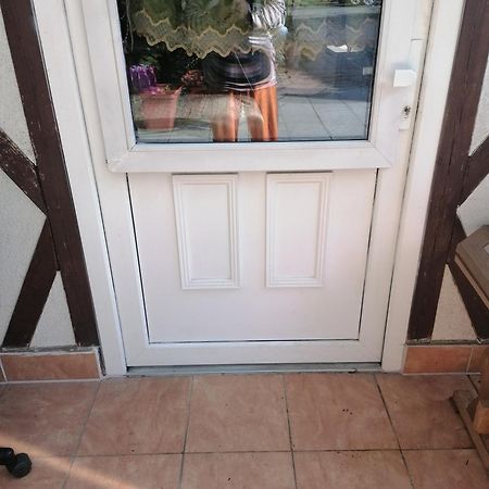 דירות Neutrebbin Kleines Haus Im Oderbruch מראה חיצוני תמונה